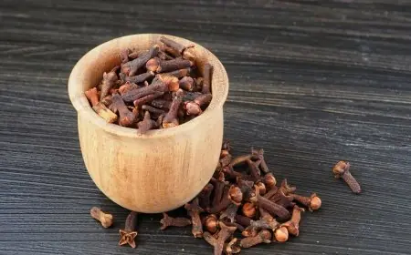فوائد القرنفل .. أكثر من مجرد توابل في رفوف مطبخك