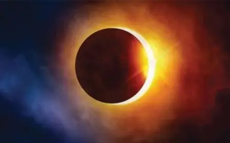 القمر يقترن بزحل اليوم ويمكن مشاهدته بالعين المجردة