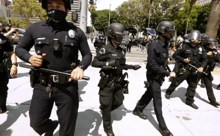 شرطة لوس أنجلوس: عملية إخلاء مخيم الجامعة تمت بدون اعتقالات