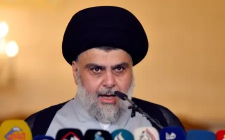 مقتدى الصدر يعود للحياة السياسية في العراق