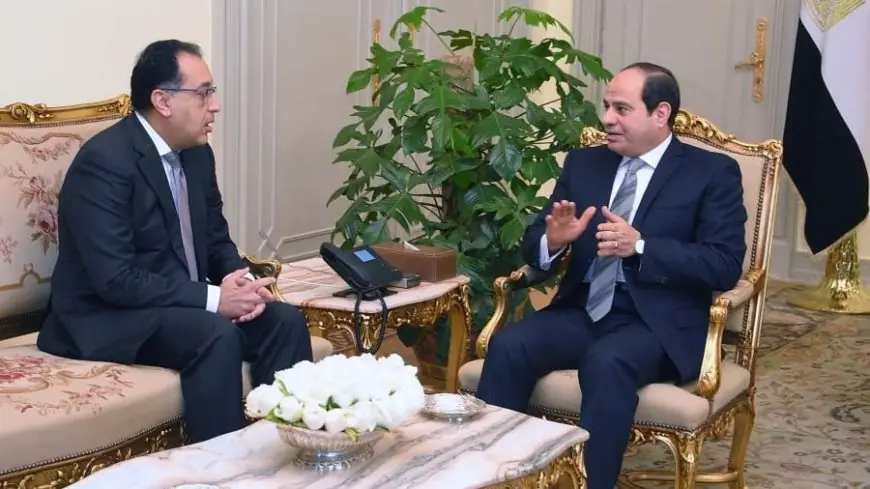 السيسي يقبل استقالة الحكومة المصرية ويكلفه بتشكيل حكومة جديدة
