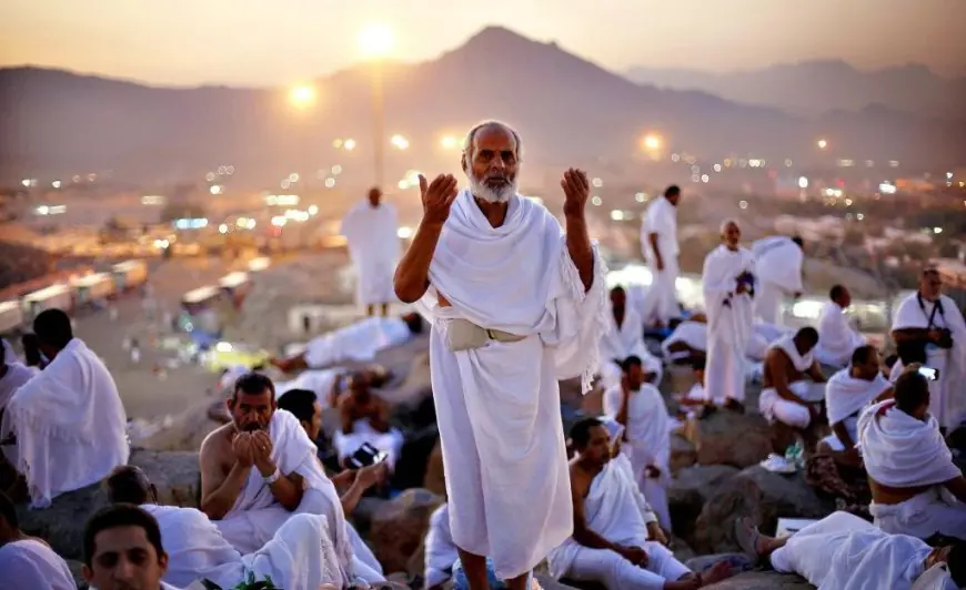 دعوات لأهل غزة في يوم عرفة.. راجين من الله أن يرفع عنهم البلاء والهم