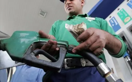 اجتماع لجنة التسعير.. توقعات زيادة سعر البنزين اليوم في مصر في محطات الوقود