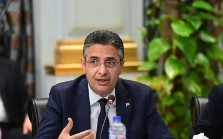 شوف أول قرارات وزير التموين الجديد.. لن يجدد للمستشارين بعد المعاش