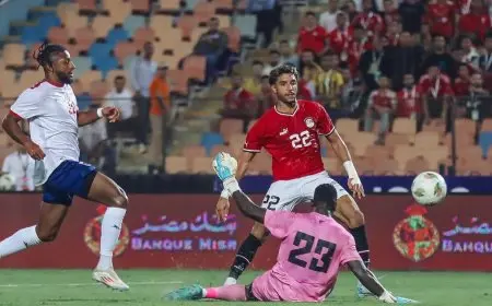 استبعاد مرموش ومصطفى محمد من معسكر مصر بسبب الإصابة