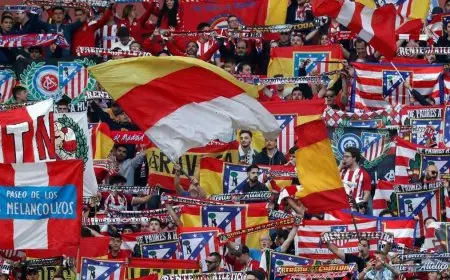 جمهور أتلتيكو مدريد يحتج ويطالب بالعدل قبل مواجهة ريال مدريد