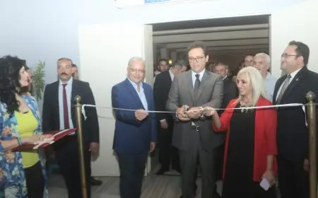وزير الثقافة يفتتح معرض الرسم التاسع لتنمية المواهب بالأوبرا