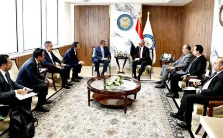 البترول تجتمع مع شركتي “انفينتي وحسن علام” لمناقشة سبل التعاون