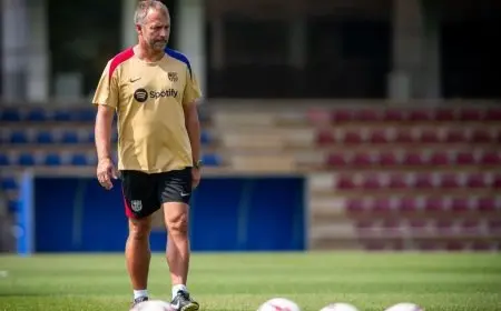 فليك مدرب برشلونة الأفضل عن شهر أغسطس بالدوري الإسباني