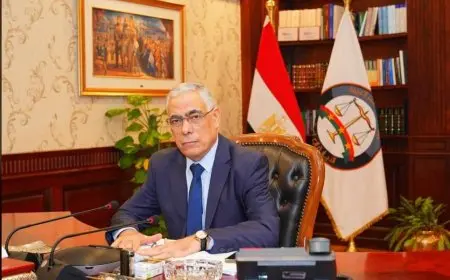 مجلس القضاء الأعلى يوافق على تجديد ندب عدد من المستشارين واعتماد حركة المحامين العموم للنيابات الكلية