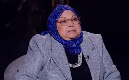 سعاد صالح توضح حكم قراءة الراقصة الفاتحة قبل بدء عملها