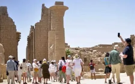 3400 سائح يزورون معبد الكرنك في الأقصر