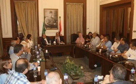 انطلاق اجتماع قيادات الوفد ونقيب المحامين لمناقشة قانون الإجراءات الجنائية