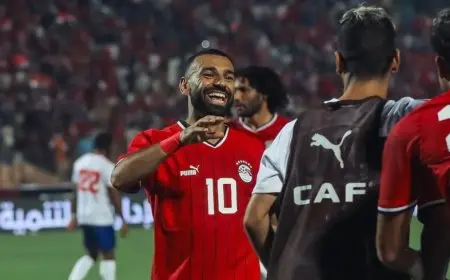 محمد صلاح يحتفل بهدف في مباراته المئوية مع منتخب مصر