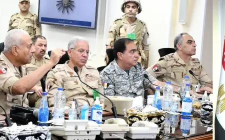 وزير الدفاع يشهد تنفيذ مشروع مراكز القيادة الإستراتيجي التعبوي التخصصي للهيئة الهندسية