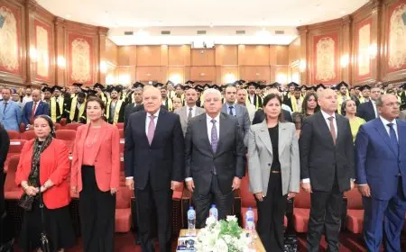 وزير التعليم العالي يكرم الفائزين بجوائز أكاديمية الشروق للإبداع العلمي