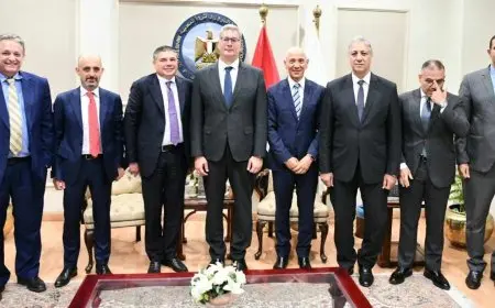 وزير البترول يعقد جلسة مباحثات مع الرئيس التنفيذي لشركة بيكر هيوز العالمية