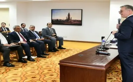 وزير البترول يدعو السفراء الجدد بمصر للتواصل مع الشركات العالمية لتشجيعهم على الاستثمار