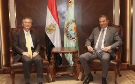 وزير الزراعة يبحث مع السفير الياباني بالقاهرة التعاون في مجال تكنولوجيات الزراعة الحديثة