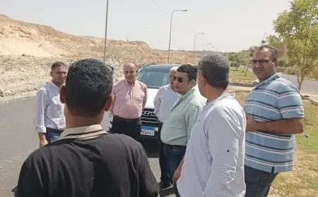 وزير الإسكان يوجه بمحاسبة الشركات المتقاعسة بمشروعات المناطق الصناعية بالمدن الجديدة