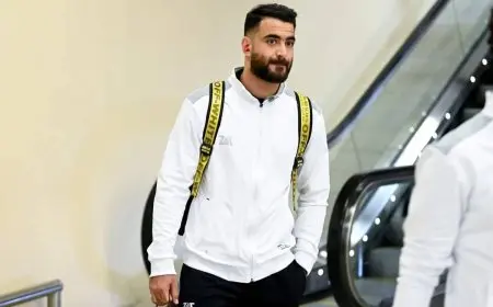 بعثة الزمالك تصل القاهرة عائدة من نيروبي بعد مواجهة الشرطة الكيني