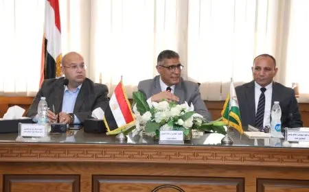 محافظ الجيزة يوجه بسرعة تسليم باكيات سوق العياط الحضارى تمهيدًا للتشغيل الفعلي له