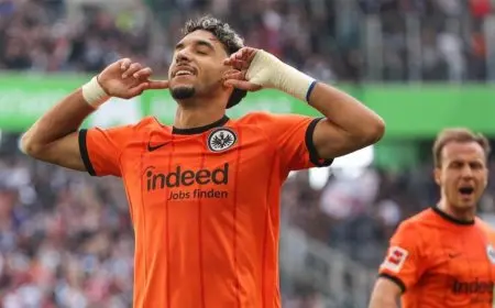 تفاصيل أزمة احتفال مرموش| أثار غضب جماهير فولفسبورج واللاعب يبرر وناديه يدافع عنه