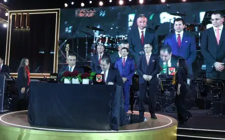 توقيع عقود الشراكة الاستراتيجية بين الأهلي و«سبشيال جروب» لتطبيقات الذكاء الاصطناعي