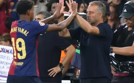 فليك يبحث عن حلول لتعويض غياب أولمو أمام موناكو