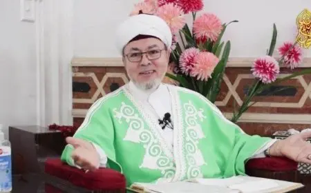 بعد إثارته للجدل.. القصة الكاملة للشيخ صلاح الدين التيجاني مع خديجة