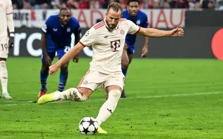 هاري كين سعيد بالـ”سوبر هاتريك” وسيضع الكرة بجانب سرير ابنه