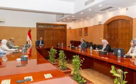 وزير الري يتابع إجراءات تحديث الخطة القومية للموارد المائية حتى عام 2050