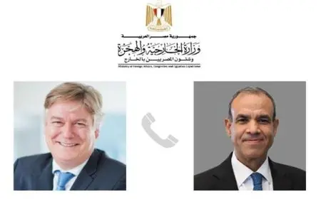 عبد العاطي يتلقى اتصالا هاتفيا من نائب البرلمان الأوروبى أنطونيو لوبيز