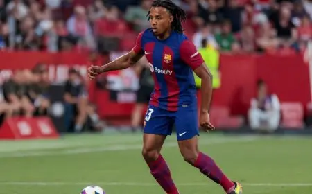 “لا أحد يستمع إلينا”.. كوندي يدعم “إضراب رودري”