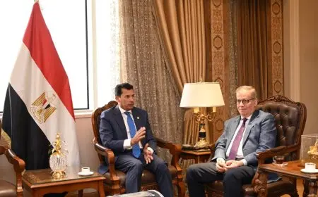 وزير الرياضة يتابع آخر تطورات المعمل المصرى لمكافحة المنشطات