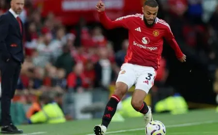 المغربي مزراوي يعد جماهير مانشستر يونايتد بتقديم المزيد