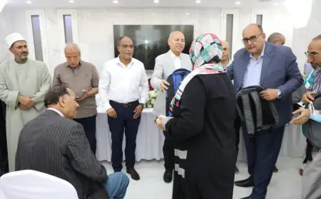محافظ القاهرة يوزع 1000 حقيبة مدرسية ضمن مبادرة بداية جديدة لبناء الإنسان