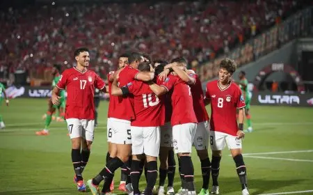 مدرب منتخب مصر السابق يحصل على الدكتوراة الفخرية