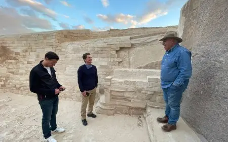 مومياء نفرتيتي ومقبرة الإسكندر.. زاهي حواس يكشف عن الاكتشافات الأثرية المنتظرة في مصر