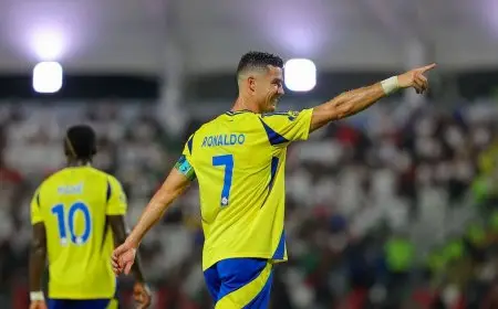 لماذا احتفى رونالدو بنجله الأكبر بعد هدفه أمام الاتفاق؟