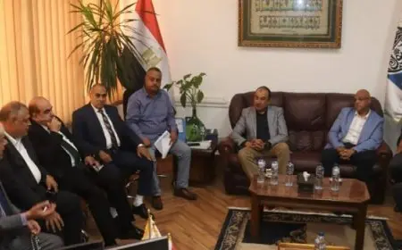 وزير قطاع الأعمال العام يلتقي محافظ القليوبية في مستهل زيارته لشركة النصر للكيماويات الدوائية