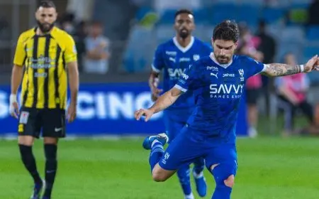 نيفيز الأعلى تقييماً في كلاسيكو الهلال والاتحاد