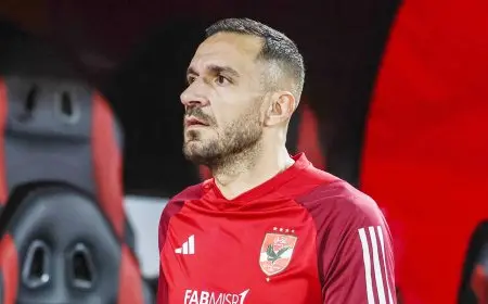 سبب غياب علي معلول عن احتفالية الأهلي بدرع الدوري