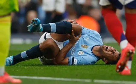 إصابة خطرة لرودري في ركبته خلال قمة مانشستر سيتي وأرسنال