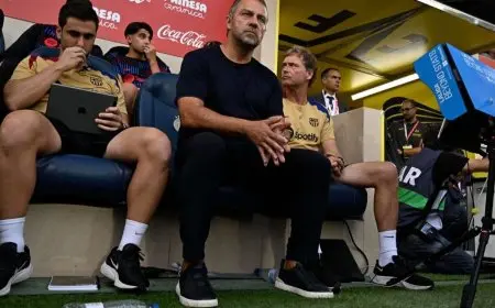 فليك يعادل تاتا ويبقى خلف أسطورة برشلونة فرديناند داوتشيك