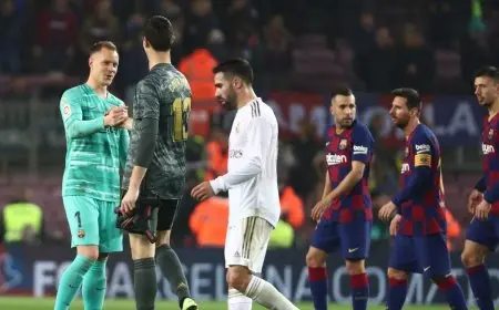 تيبو كورتوا يتضامن مع تير شتيغن بعد إصابته البالغة