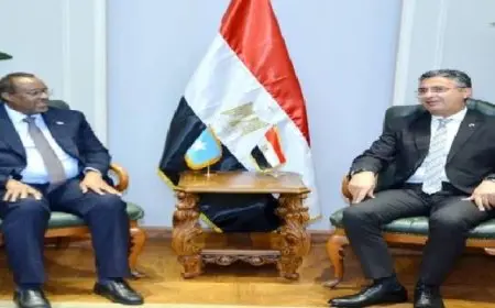 وزير التموين يلتقي سفير جمهورية الصومال الفيدرالية