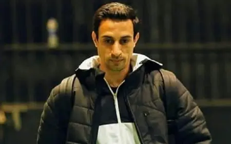 أيمن حفني يؤازر لاعبي الزمالك في تدريبات الفريق قبل السوبر الأفريقي