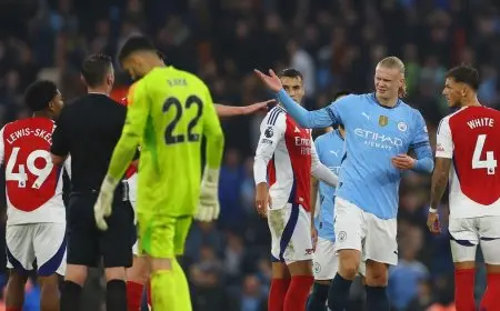 أسطورة أرسنال ينتقد “تصرّفاً جباناً” لهالاند إزاء غابرييل