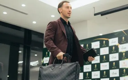 يايسله يعتذر لجمهور الأهلي بعد صدمة الجندل.. ولا يخشى إقالته